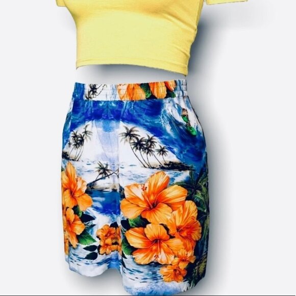 NWOT STELLA MCCARTNEY 100% silk tropical shorts - Picture 1 of 2